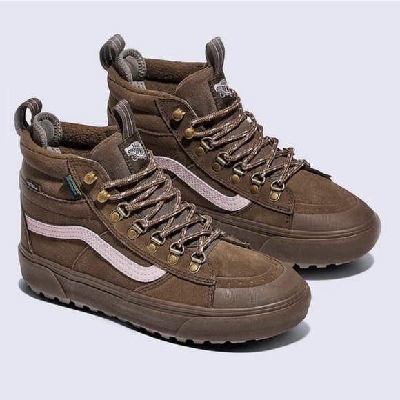 Vans Women’s MTE Cold weather Sneakers size 7 - Picture 1 of 9